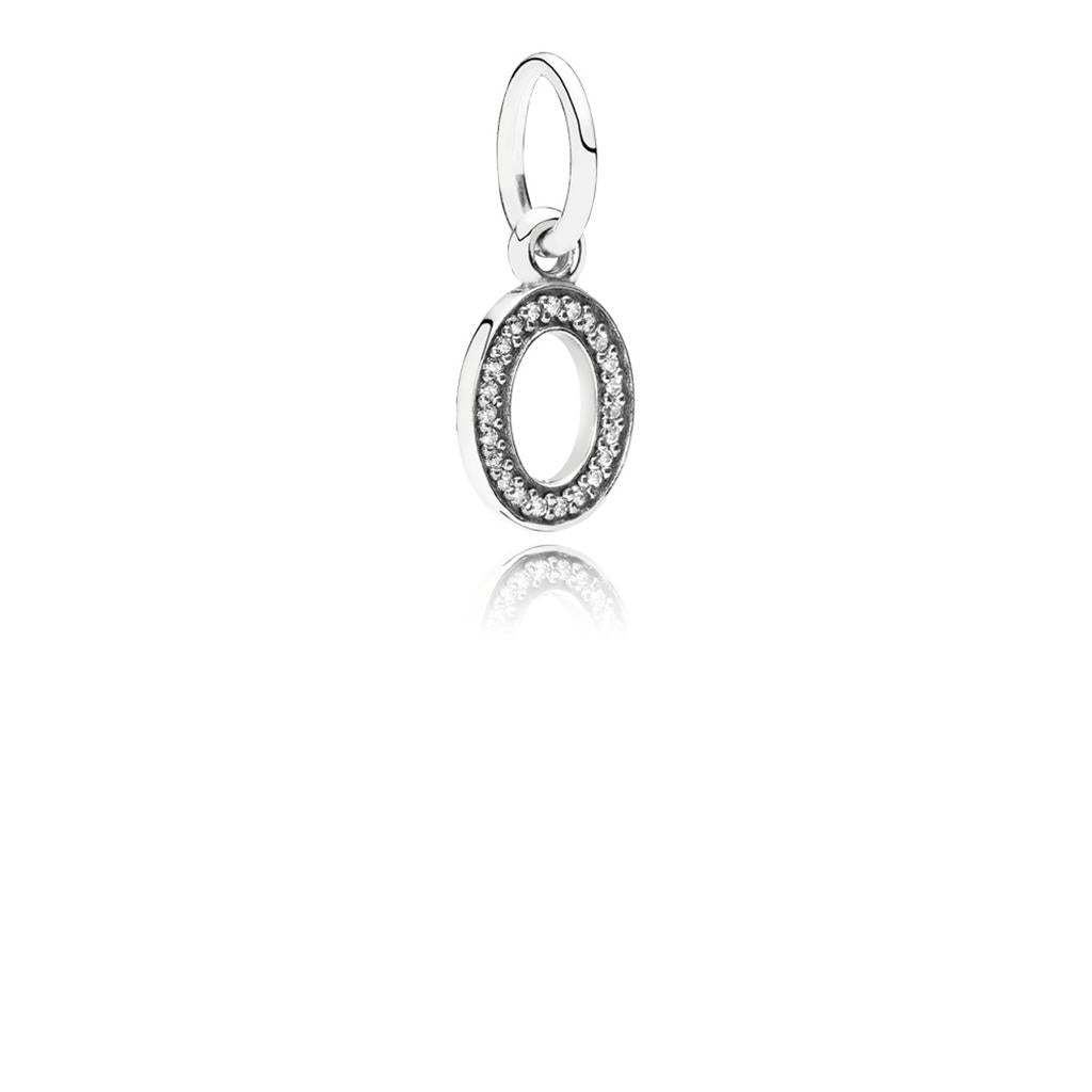 letter O, clear CZ