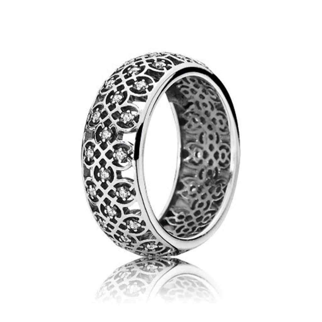 intricate lattice, clear CZ