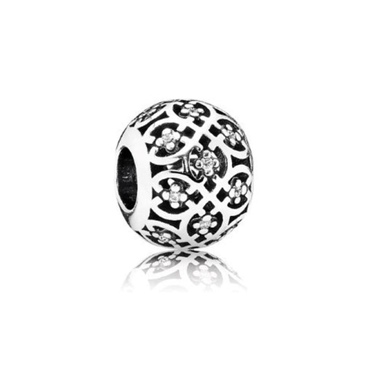 intricate lattice, clear CZ