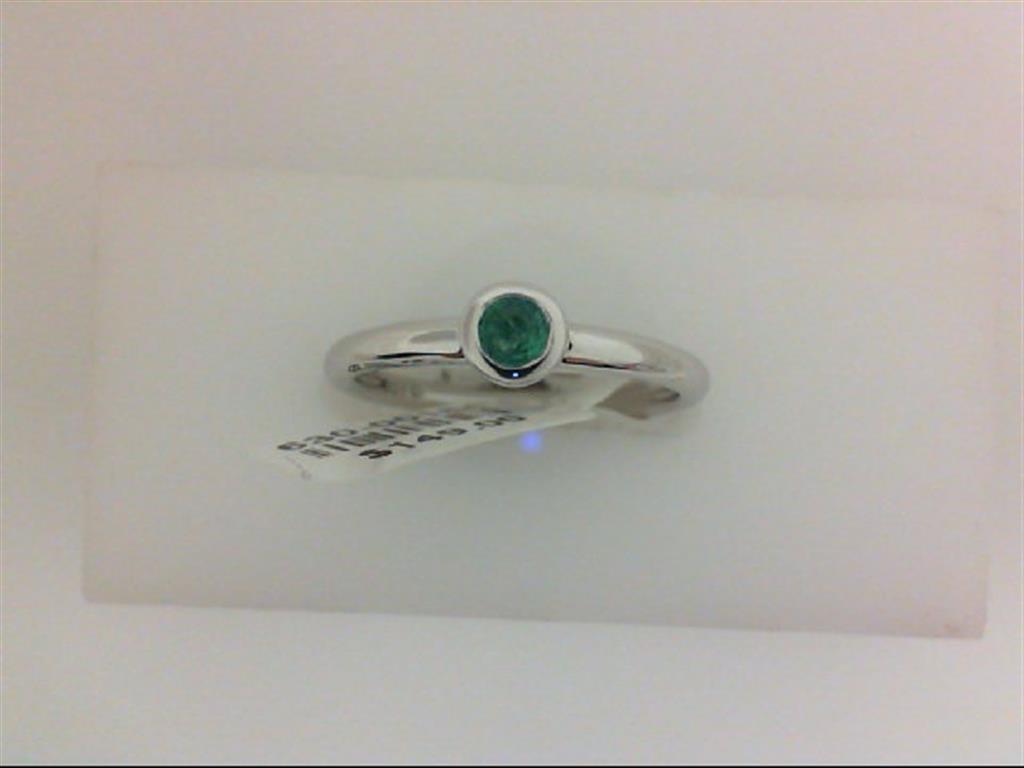 Lady's White 10 Karat Fashion Ring With