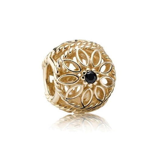 delicate beauty, black spinel