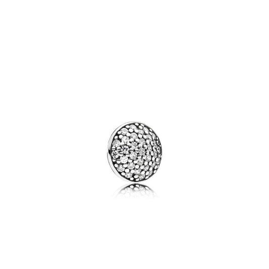 Droplet silver element with clear cubic